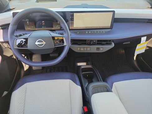 New 2026 Nissan Leaf Platinum+ w/ Cargo Package (Platinum+) image 4