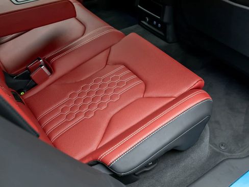 Used 2023 Lamborghini Urus S image 51