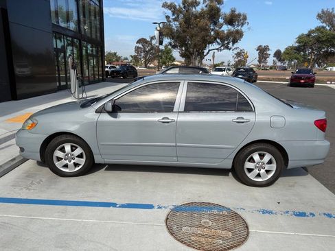 Used 2005 Toyota Corolla LE w/ Audio Value Pkg FWD image 10