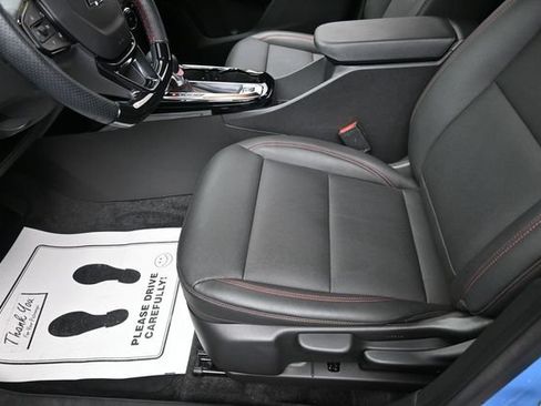 Used 2024 Chevrolet Trax RS w/ Driver Confidence Package FWD image 15