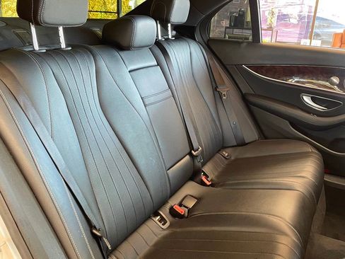 Used 2017 Mercedes-Benz E 300 4MATIC image 21