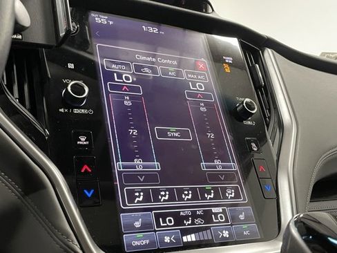 Used 2022 Subaru Outback Limited image 18