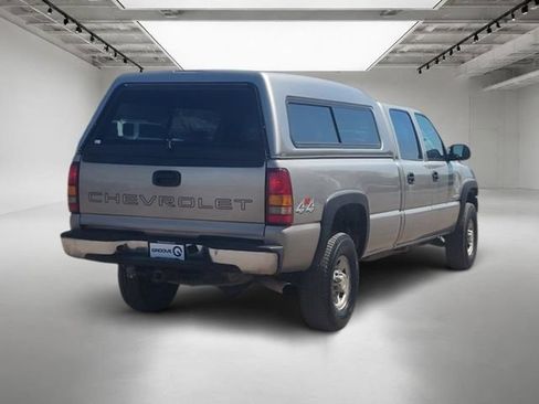Used 2002 Chevrolet Silverado 2500 4x4 Crew Cab w/ Off-Road Skid Plate Pkg image 6