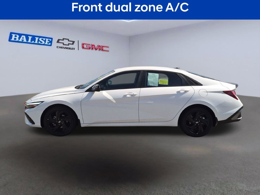 Used 2026 Hyundai Elantra Sport FWD image 7