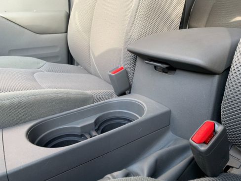 Used 2021 Nissan Frontier SV w/ Midnight Edition Floor Mats AWD/4WD image 20