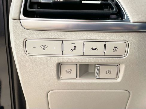 Used 2021 Hyundai Palisade Limited AWD/4WD image 14