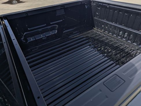 New 2025 Ford Ranger XLT w/ FX4 Off-Road Package image 8