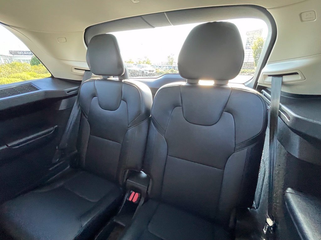 Used 2022 Volvo XC90 T5 Momentum AWD/4WD image 26
