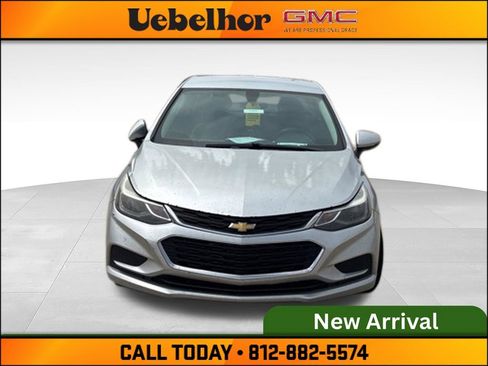 Used 2016 Chevrolet Cruze LT FWD image 10