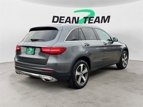 Used 2019 Mercedes-Benz GLC 300 4MATIC image 8