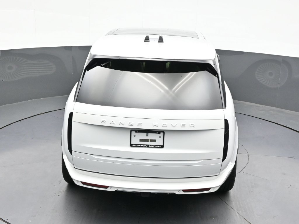 Used 2024 Land Rover Range Rover Long Wheelbase SE AWD/4WD image 18