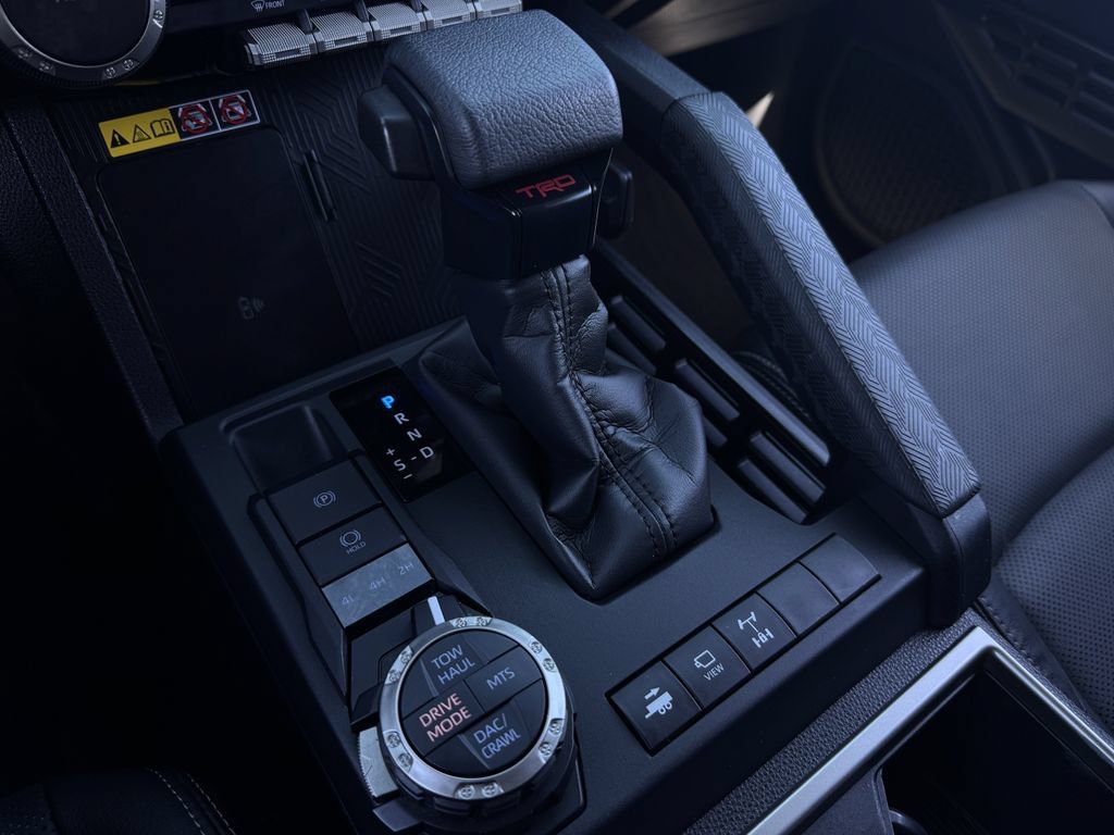 Used 2025 Toyota 4Runner TRD Off-Road Premium w/ Tow Technology Package AWD/4WD image 21