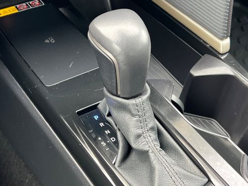 Certified 2025 Toyota Camry SE image 25