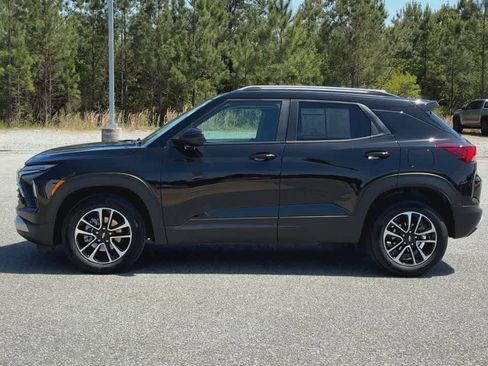Used 2025 Chevrolet TrailBlazer LT FWD image 5