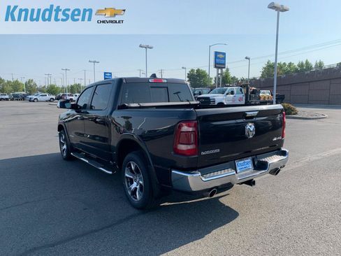 Used 2019 RAM 1500 Laramie AWD/4WD image 5