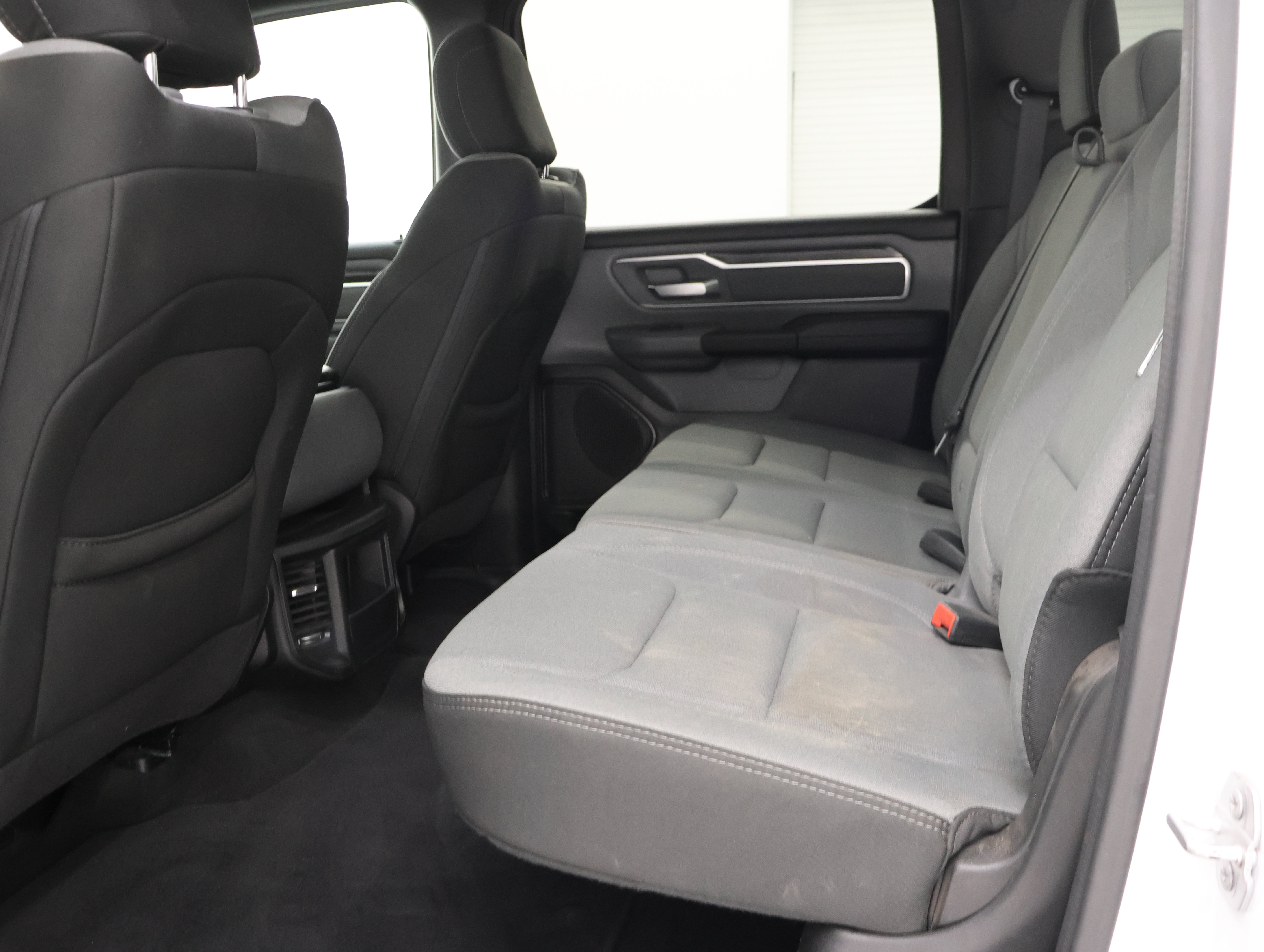 Used 2022 RAM 1500 Big Horn AWD/4WD image 9