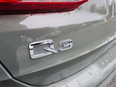 Used 2022 Audi Q3 2.0T Premium image 13