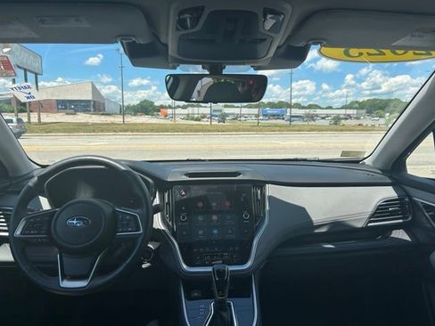 Used 2025 Subaru Outback Limited AWD/4WD image 13