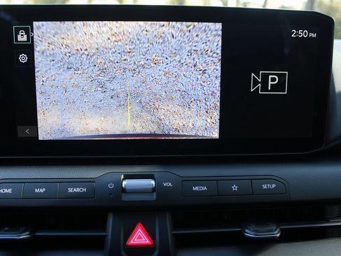 New 2025 Kia K4 LXS image 38