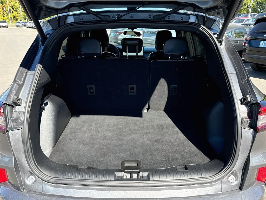 Used 2024 Ford Escape ST-Line w/ Tech Pack #1 FWD image 28