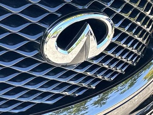 Used 2021 INFINITI QX80 Premium Select w/ Cargo Package AWD/4WD image 11