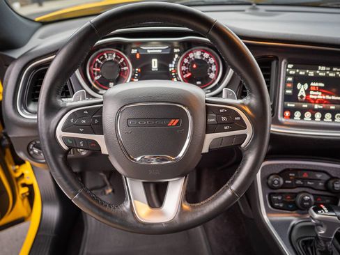 Used 2017 Dodge Challenger GT w/ Driver Convenience Group AWD/4WD image 15