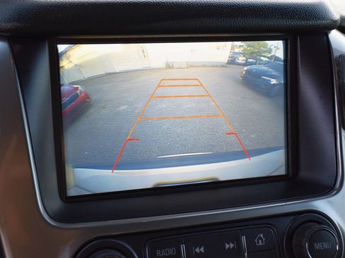 Used 2017 Chevrolet Tahoe LT w/ Luxury Package RWD image 22