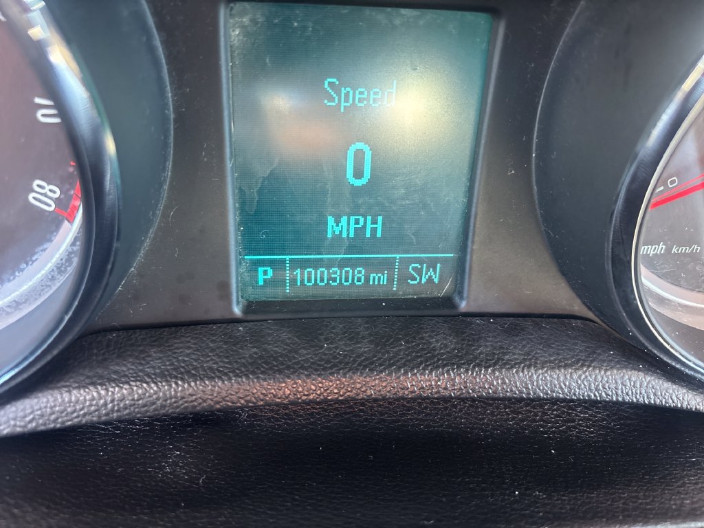 Used 2015 Buick Encore AWD image 22