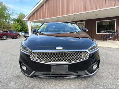 Used 2018 Kia Cadenza Premium FWD image 2
