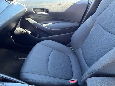 Used 2020 Toyota Corolla LE image 22