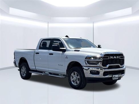 Used 2026 RAM 2500 Big Horn AWD/4WD image 11