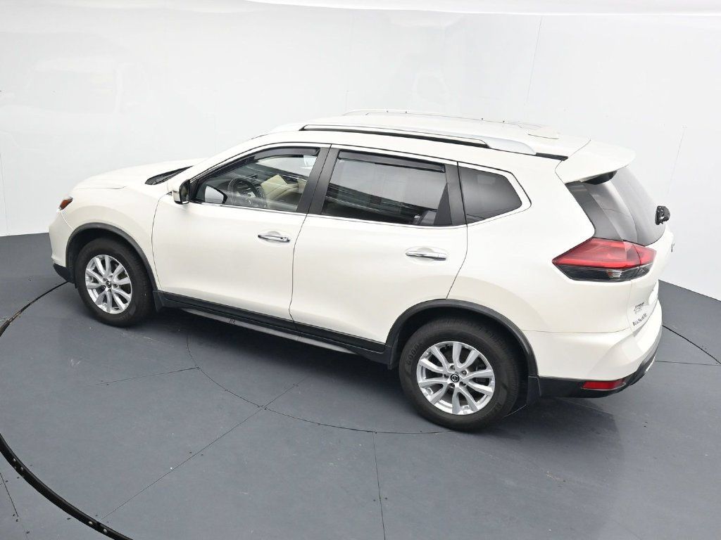 Used 2018 Nissan Rogue SV AWD/4WD image 27