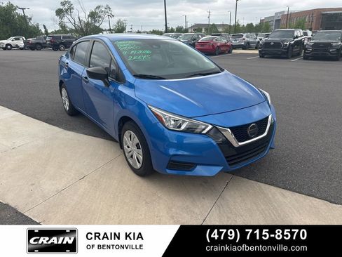 Used 2021 Nissan Versa S image 6