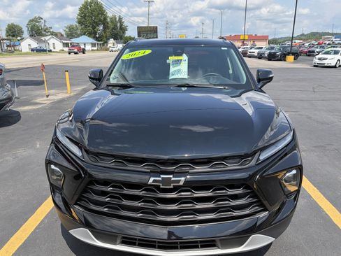 Used 2024 Chevrolet Blazer LT w/ LPO, Black Grille Bar Package AWD/4WD image 6