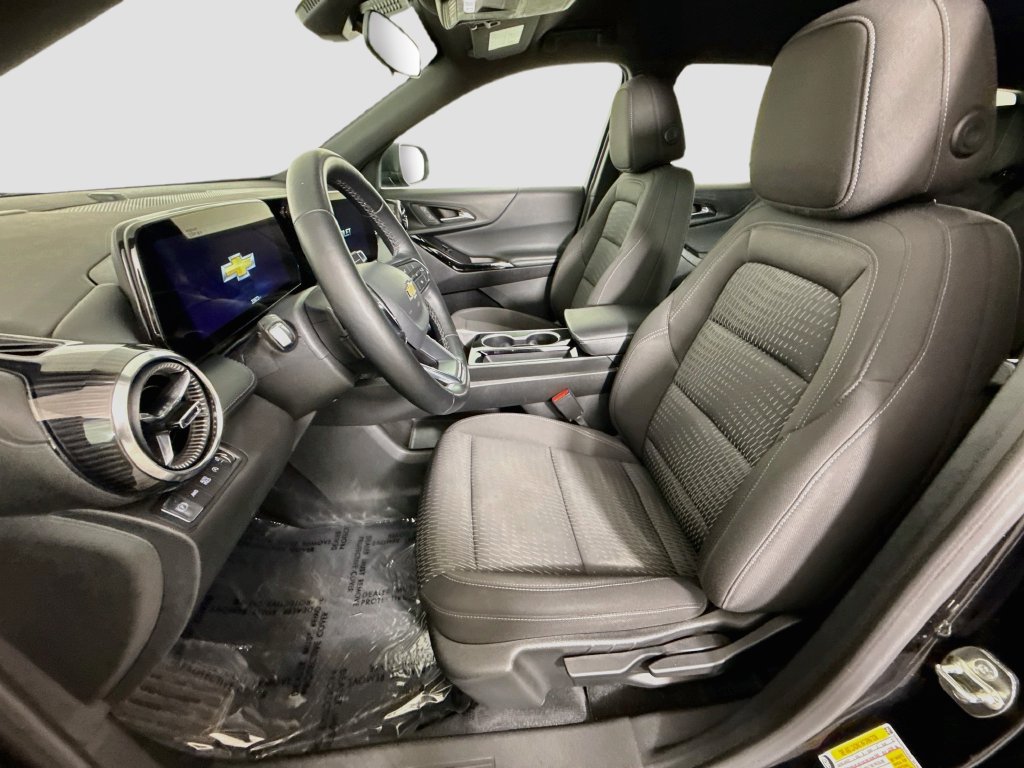 Used 2025 Chevrolet Equinox LT AWD/4WD image 20