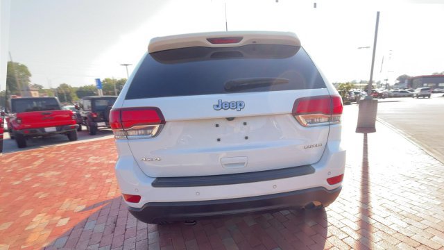 Used 2021 Jeep Grand Cherokee Laredo AWD/4WD image 8