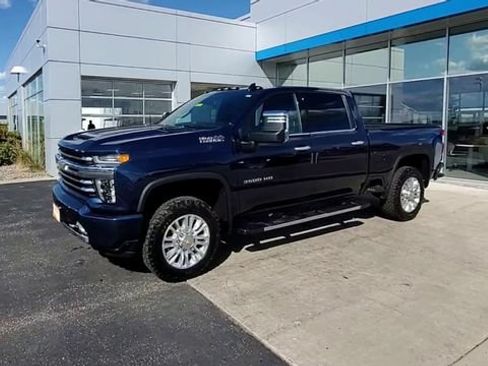 Used 2022 Chevrolet Silverado 3500 High Country w/ Safety Package II AWD/4WD image 4