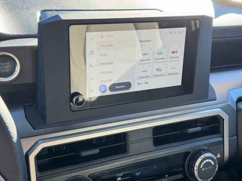 Used 2025 Toyota 4Runner SR5 image 25