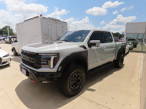 Certified 2024 Ford F150 Raptor w/ Equipment Group 803A Raptor R AWD/4WD image 2