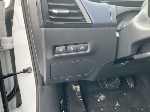 New 2026 Nissan Sentra SL w/ Floor Mat Package FWD image 18