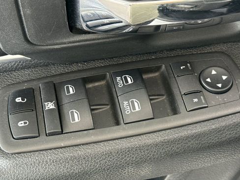 Used 2024 RAM 1500 Classic Warlock image 17