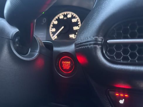 Certified 2025 Honda HR-V EX-L image 28