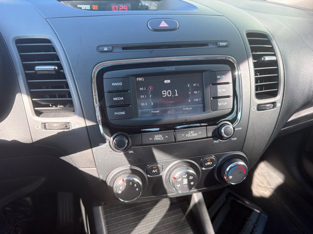 Used 2017 Kia Forte LX w/ LX Popular Package FWD image 27