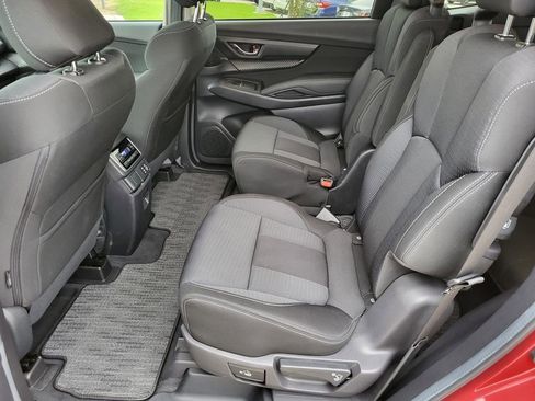 Certified 2024 Subaru Ascent Premium w/ Convenience Package image 13