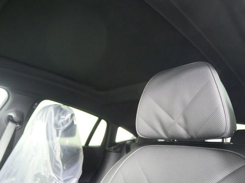 New 2026 BMW X6 xDrive40i image 10