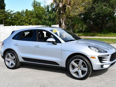 Used 2018 Porsche Macan image 8
