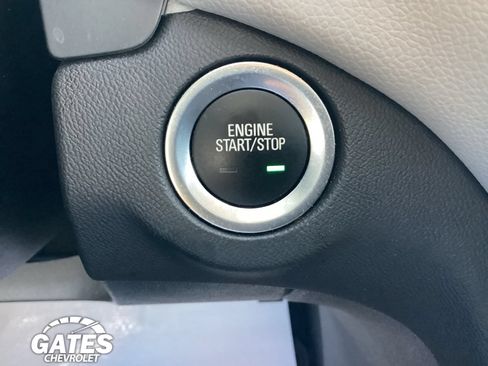 Used 2024 Chevrolet Equinox LS FWD image 19