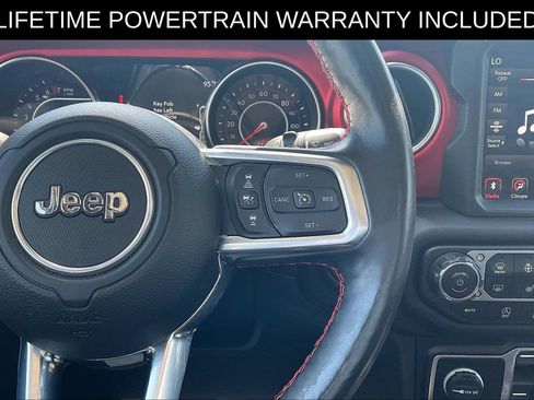 Used 2021 Jeep Wrangler Unlimited Rubicon AWD/4WD image 17
