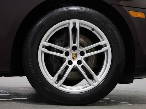 Used 2023 Porsche Macan Turbo AWD/4WD image 12