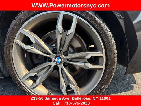 Used 2019 BMW M550i xDrive w/ Premium Package AWD/4WD image 17